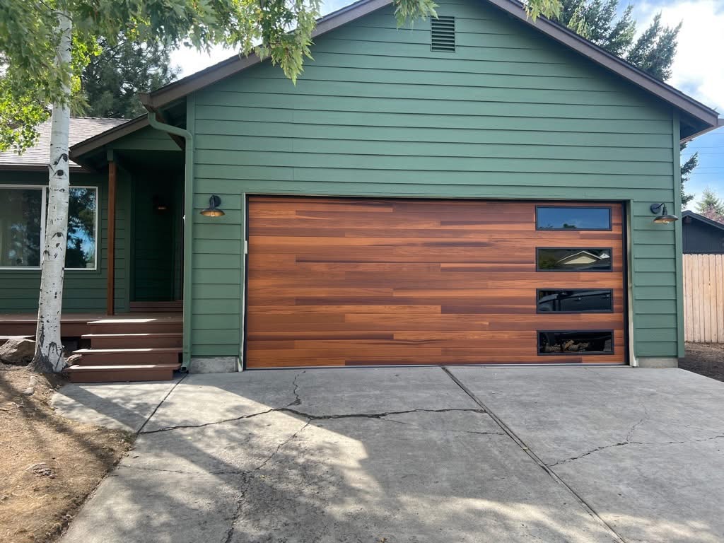New Garage Door Installation in Sacramento